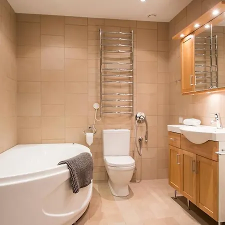 Lägenhet - Luxury 3 Bedroom, Sauna, Views