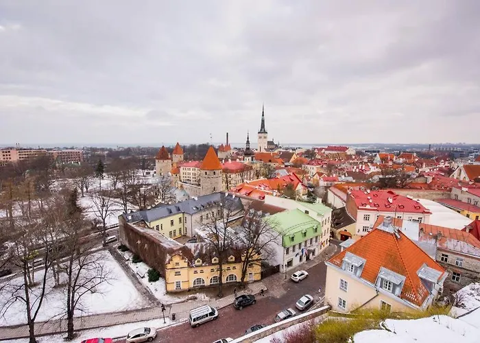 - Luxury 3 Bedroom, Sauna, Views