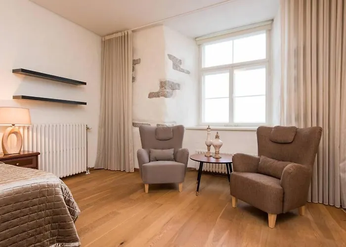 - Luxury 3 Bedroom, Sauna, Views