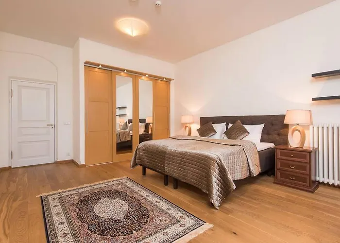 - Luxury 3 Bedroom, Sauna, Views * טאלין