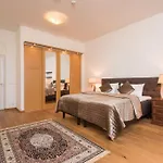 - Luxury 3 Bedroom, Sauna, Views * Tallin