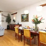 - Luxury 3 Bedroom, Sauna, Views Apartament Tallin