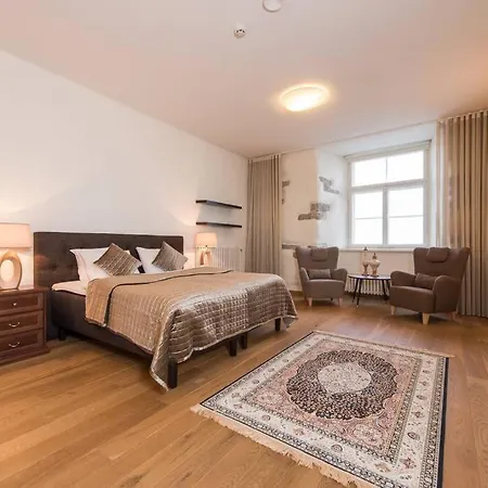 Διαμέρισμα - Luxury 3 Bedroom, Sauna, Views *